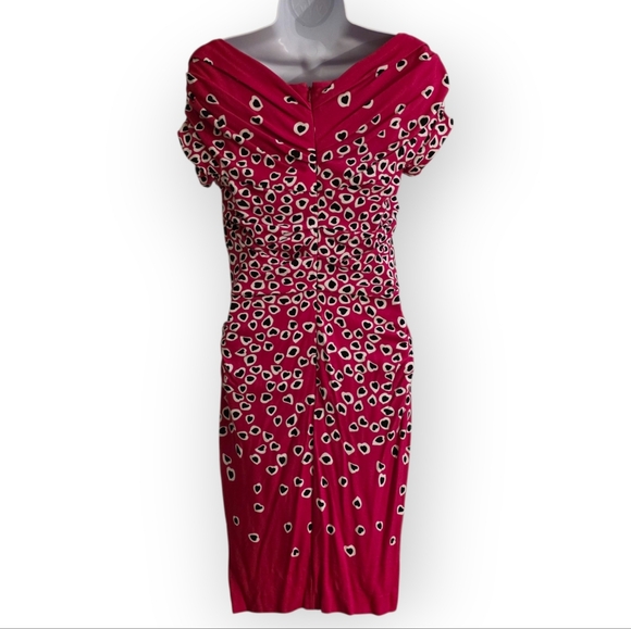 Escada Heart Dress- 8 - Picture 7 of 15